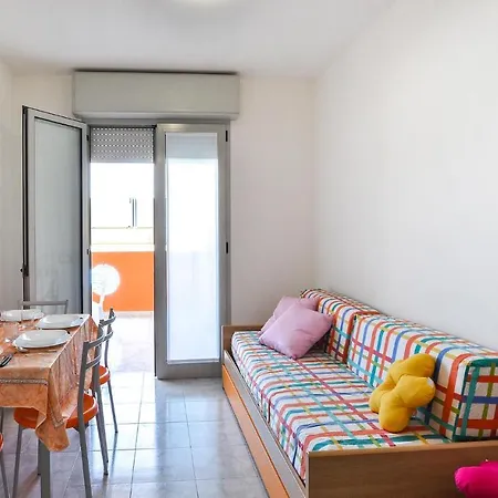 Lovely In With Kitchen Apartment
